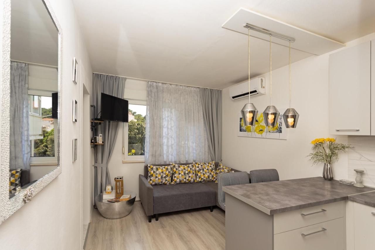 Apartman Nina Hvar Town Eksteriør bilde